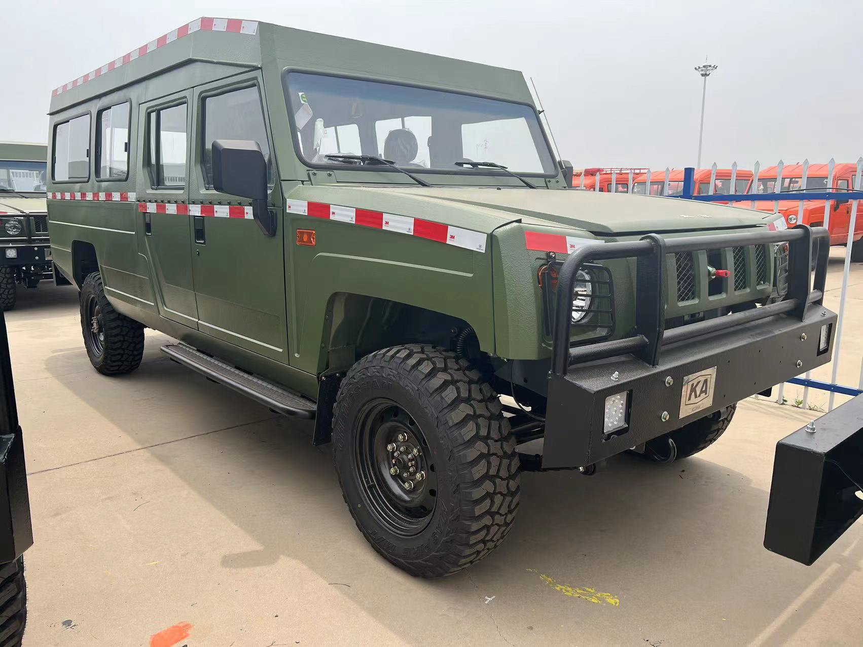 井下运人车15人  RU-15(D)